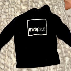 Thirty two sweatshirt